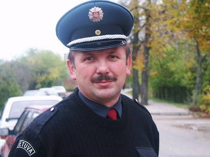 26 metus policijos sistemai paaukojęs Raimundas Razmislavičius teigia, jog policijos dėmesys dabar nukreiptas ne ten, kur labiausiai jo reikia.