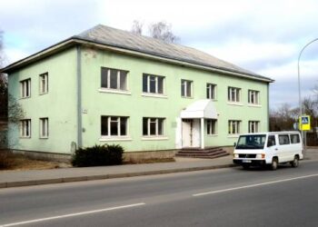 Senoji Anykščių biblioteka - jauniausias Anykščių vaiduoklis... Jono JUNEVIČIAUS nuotr.