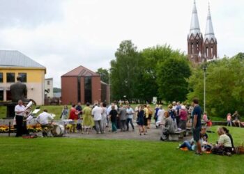 Bendrų pusryčių anykštėnai renkasi antrą kartą. Jono JUNEVIČIAUS nuotr.