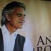 Štai jis - Svėdasų grafams Morikoniams artimas pasaulinio garso italų tenoras Andrea Bocelli.