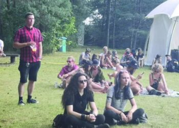 ,,Popskull“ festivalis priminė jaukų pasibuvimą gamtoje.