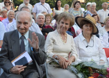 Nuotraukos iš naujosios foto parodos „Mūsų Ferdinandas...“. Tokį Praną Ferdinandą Jakšį visi matydavo renginiuose, toks jis visiems laikams išliko fotografijose.